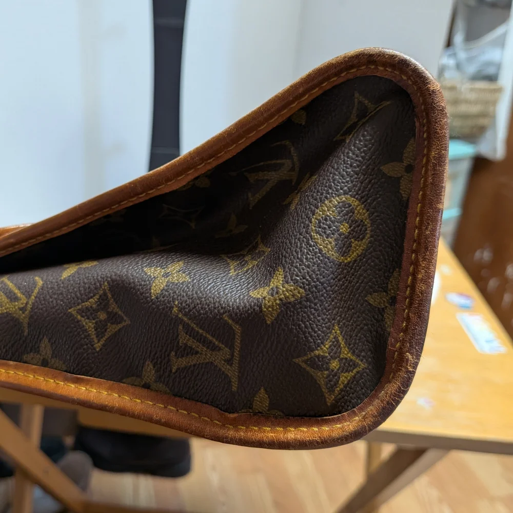 Louis Vuitton Monogram Canvas Satchel in Brown and Tan Leather Trim Gorgeous can - Picture 6 of 12